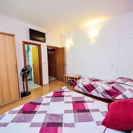Dajak-3 By Interhome Apartman