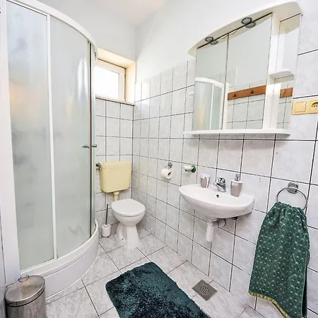 Dajak-3 By Interhome *