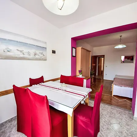 아파트 Dajak-3 By Interhome