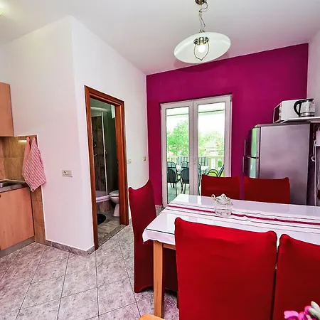 아파트 Dajak-3 By Interhome