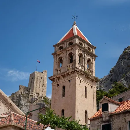 Dajak-3 By Interhome * 오미스