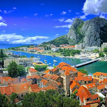 アパート Dajak-3 By Interhome