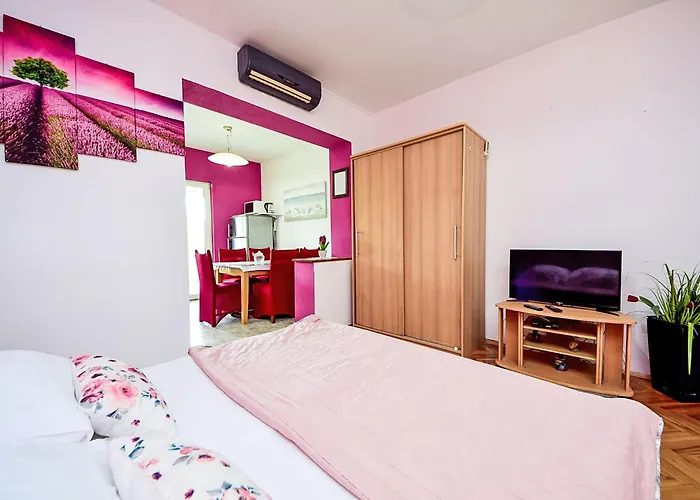 Dajak-3 By Interhome Omiš